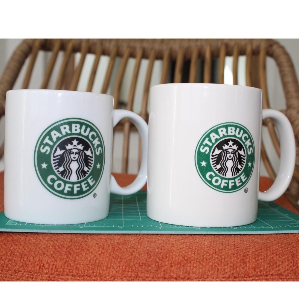 Starbucks Coffee Mug Set of 2 White Green Siren Logo 2004 2005 9oz 12oz Ceramic